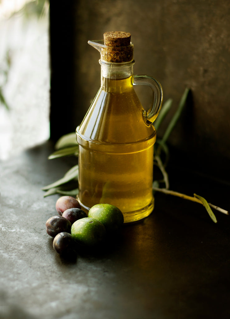 Why Extra Virgin Olive Oil is The Healthiest Fat on Earth